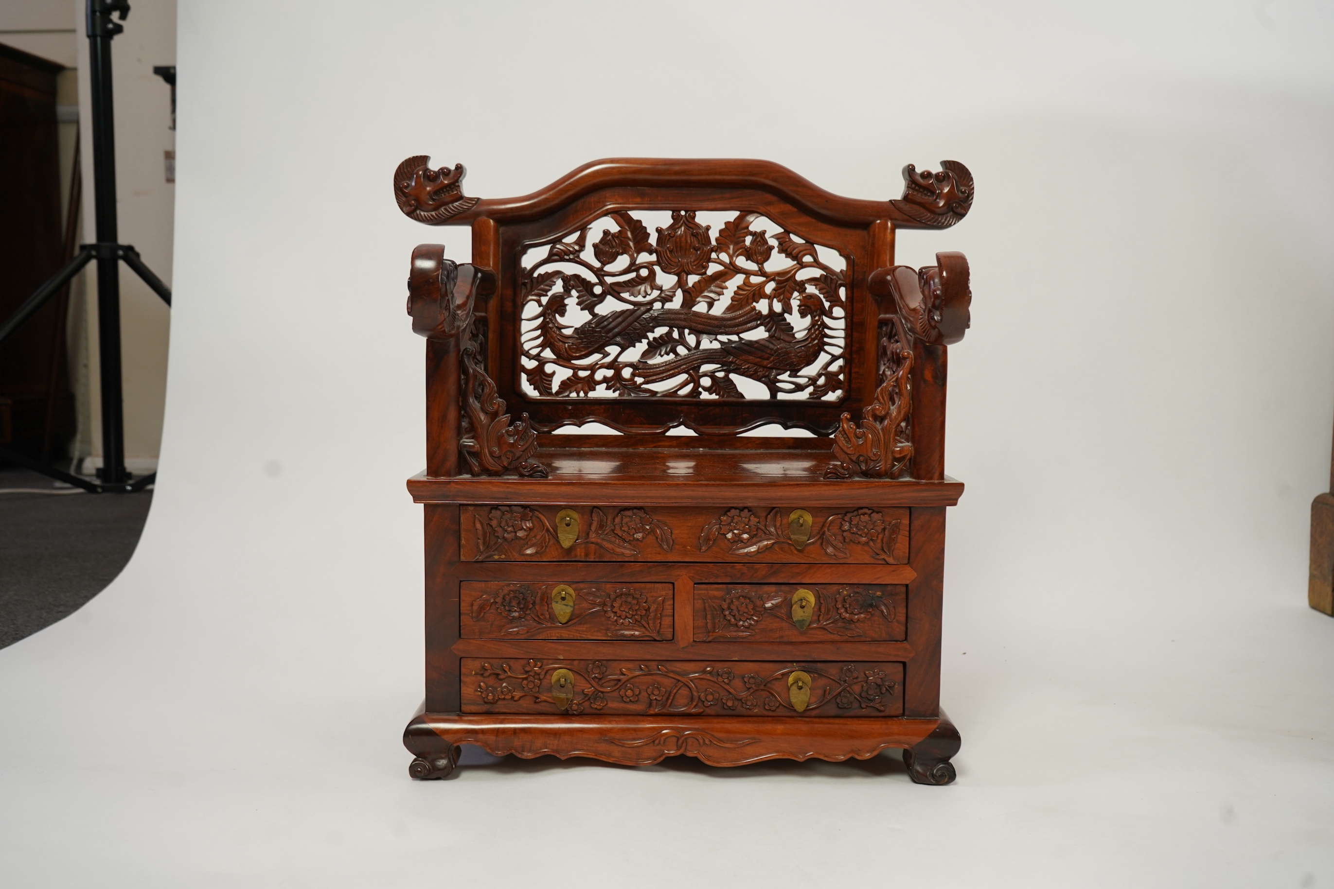A Chinese huanghuali throne-shaped dressing cabinet, 20th century